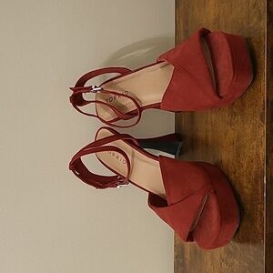 NWT Torrid burgandy suede platform heels size 9W